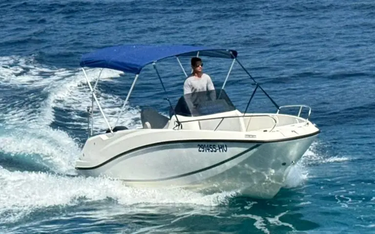 Quicksilver 100hp